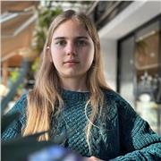 Profesora de contabilidad para bachillerato, ciclo formativo o primero de carrera